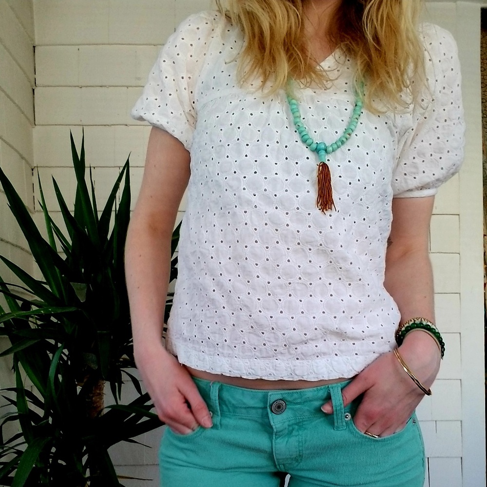 •Roxy eyelet top•